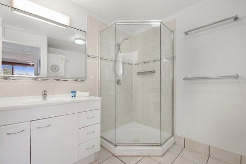 Alexandria Apartments - Kawana Tourism 18