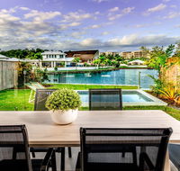 Blue lagoon Villa A - Kawana Tourism