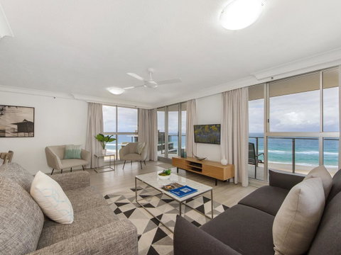 Sunbird Beach Resort Main Beach - Kawana Tourism 32