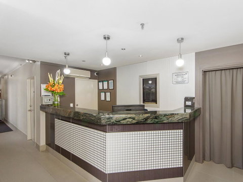 Sunbird Beach Resort Main Beach - Kawana Tourism 43