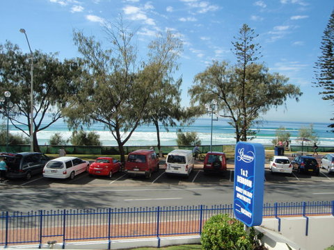 Grosvenor Beachfront Apartments Surfers Paradise - Kawana Tourism 16