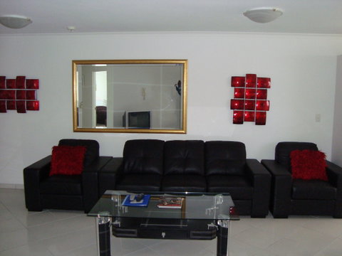 Grosvenor Beachfront Apartments Surfers Paradise - Kawana Tourism 27