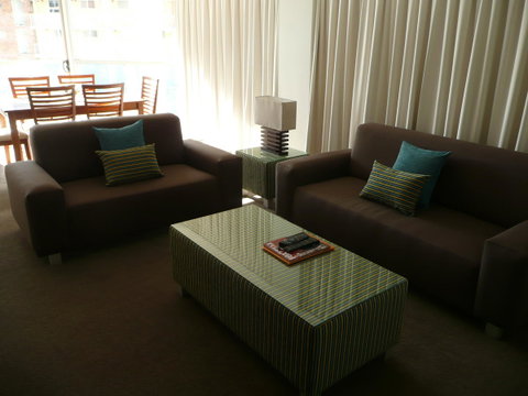 Grosvenor Beachfront Apartments Surfers Paradise - Kawana Tourism 25