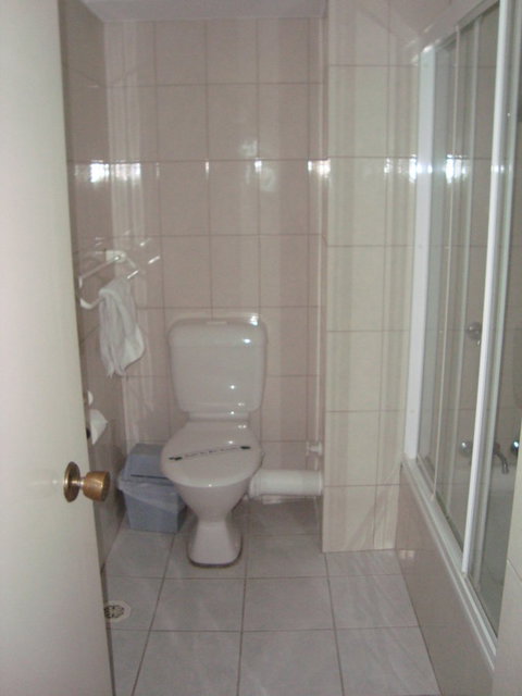 Grosvenor Beachfront Apartments Surfers Paradise - Kawana Tourism 17