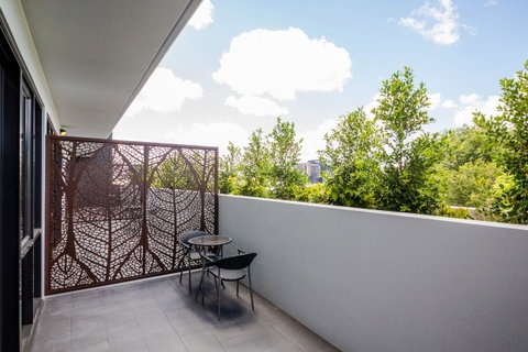 Sage Hotel James Street - Kawana Tourism 9