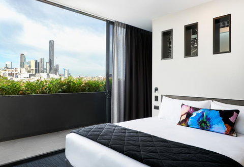 Sage Hotel James Street - Kawana Tourism 4