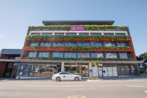 Sage Hotel James Street - Kawana Tourism 1