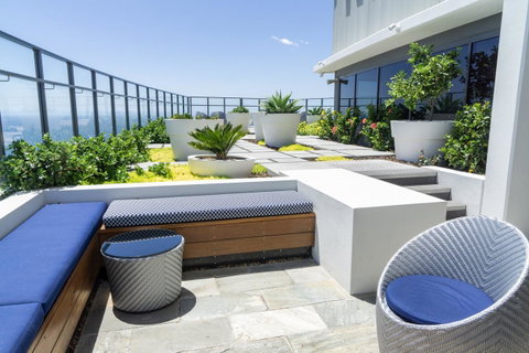 Rhapsody Resort - Official - Kawana Tourism 7