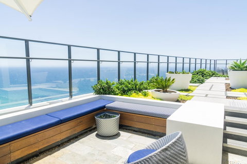 Rhapsody Resort - Official - Kawana Tourism 6