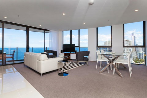 Rhapsody Resort - Official - Kawana Tourism 32