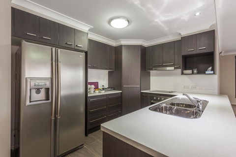 Platinum International - Kawana Tourism 31