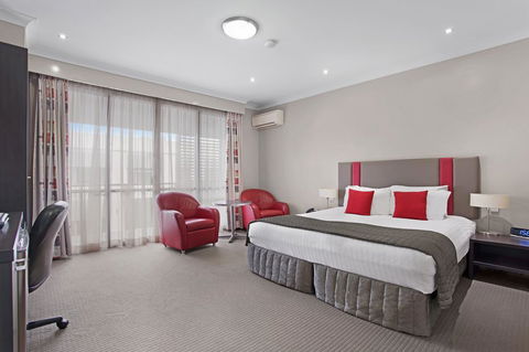 Platinum International - Kawana Tourism 16