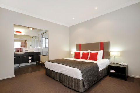 Platinum International - Kawana Tourism 18