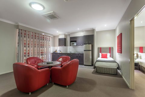 Platinum International - Kawana Tourism 33