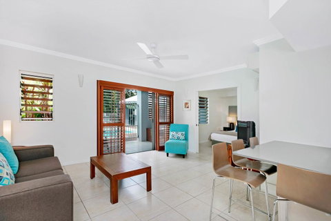 Mantra Aqueous On Port - Kawana Tourism 4