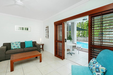 Mantra Aqueous On Port - Kawana Tourism 3