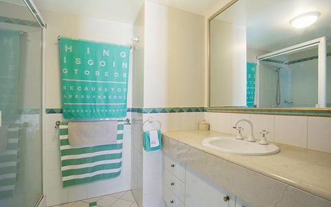 APR Private SUITES MOROC By The Beach - Kawana Tourism 41