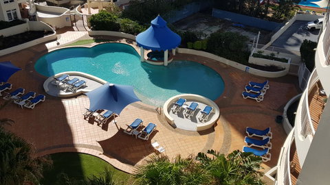 APR Private SUITES MOROC By The Beach - Kawana Tourism 5