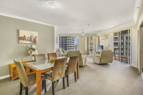 APR Private SUITES MOROC By The Beach - Kawana Tourism 23