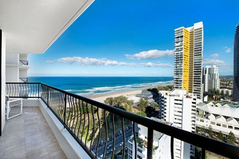 ULTIQA Beach Haven On Broadbeach - Kawana Tourism 12