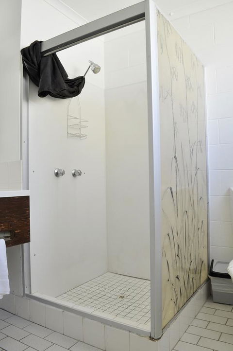 Alexandra Park Motor Inn - Kawana Tourism 30