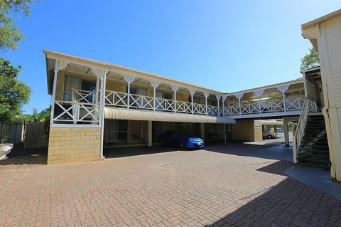Alexandra Park Motor Inn - Kawana Tourism 21