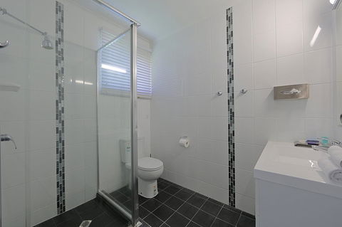 Alexandra Park Motor Inn - Kawana Tourism 19