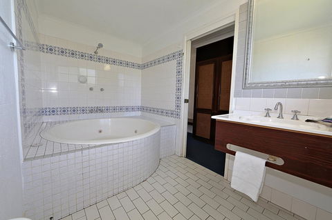 Alexandra Park Motor Inn - Kawana Tourism 25