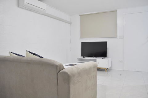 Alexandra Park Motor Inn - Kawana Tourism 12