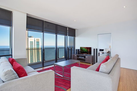Mantra Circle On Cavill - Kawana Tourism 2
