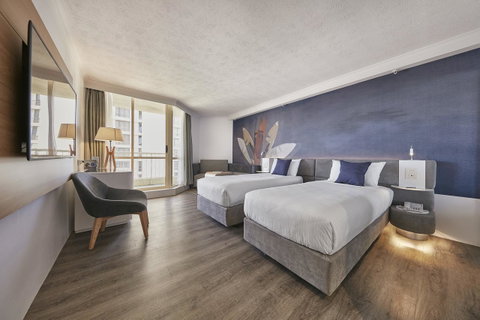 Novotel Surfers Paradise - Kawana Tourism 4