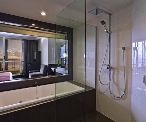 Novotel Surfers Paradise - Kawana Tourism 26