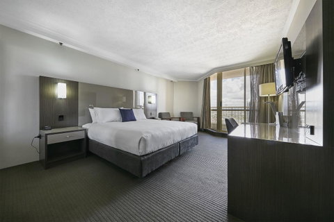 Novotel Surfers Paradise - Kawana Tourism 6