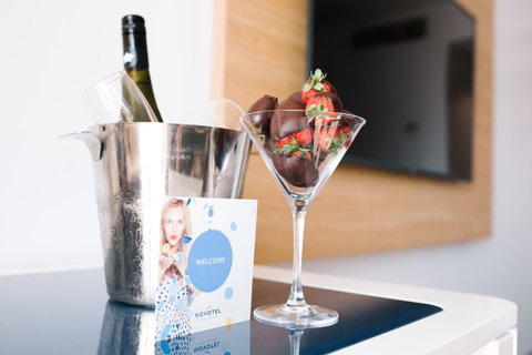 Novotel Surfers Paradise - Kawana Tourism 34