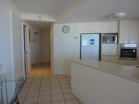 Aquarius Resort - Kawana Tourism 35