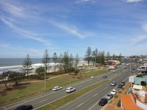 Aquarius Resort - Kawana Tourism 16