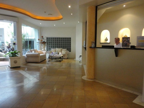 Aquarius Resort - Kawana Tourism 18
