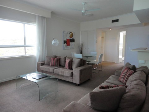 Aquarius Resort - Kawana Tourism 24