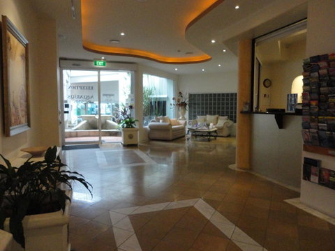 Aquarius Resort - Kawana Tourism 17