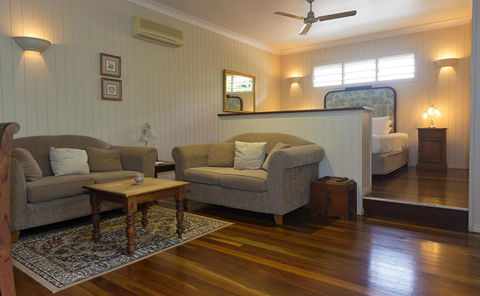 Allumbah Pocket Cottages - Kawana Tourism 32