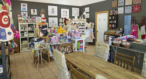 Allumbah Pocket Cottages - Kawana Tourism 22