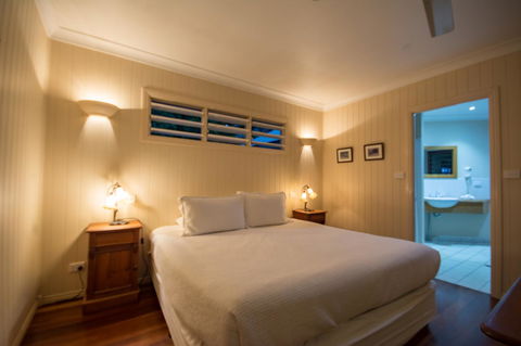 Allumbah Pocket Cottages - Kawana Tourism 9