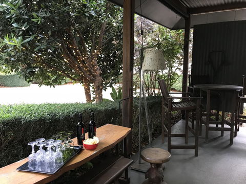 Allumbah Pocket Cottages - Kawana Tourism 5