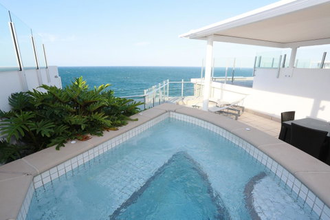 Oceans Mooloolaba - Kawana Tourism 40