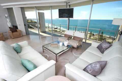 Oceans Mooloolaba - Kawana Tourism 13