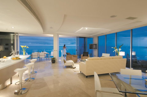 Oceans Mooloolaba - Kawana Tourism 0