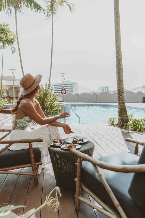 Pullman Cairns International - Kawana Tourism 8