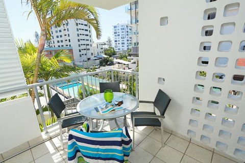 Beach Club Resort Mooloolaba - Kawana Tourism 17