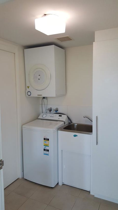 Jacana Apartments - Kawana Tourism 16