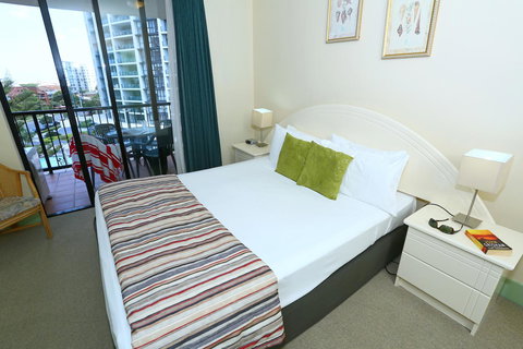 Neptune Resort - Kawana Tourism 41